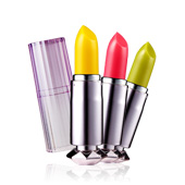 chainging lipstick1.jpg